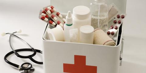 hausapotheke_13915125 hausapotheke_13915125